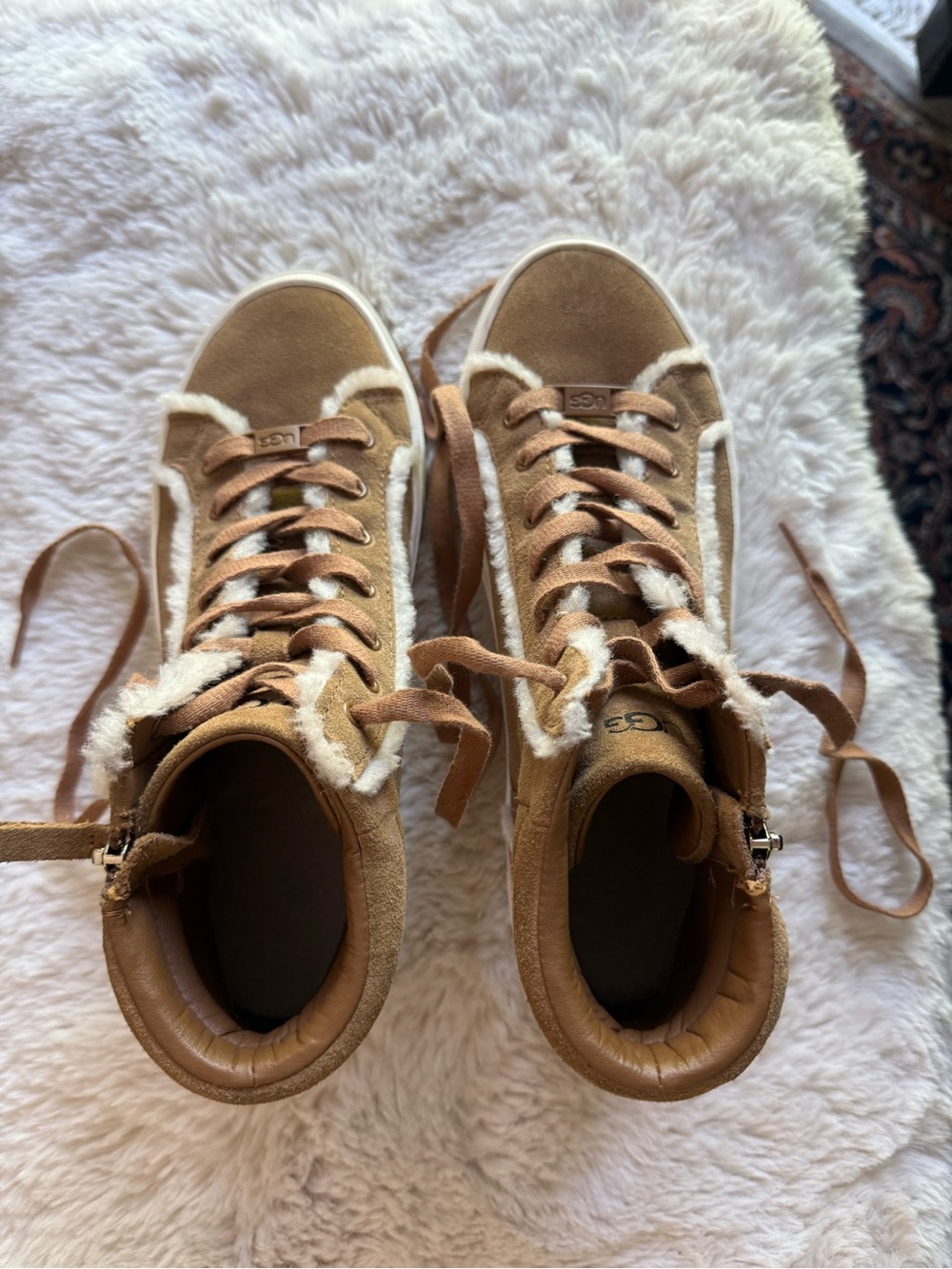 UGG Olli Women’s Chestnut Suede High top Sneakers with Shearling Trim size 8.5 - Picture 6 of 15